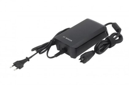 BOSCH STANDARD CHARGER 4A