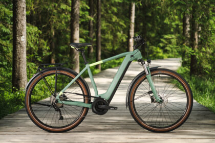 CUBE TOURING HYBRID ONE 400 2022