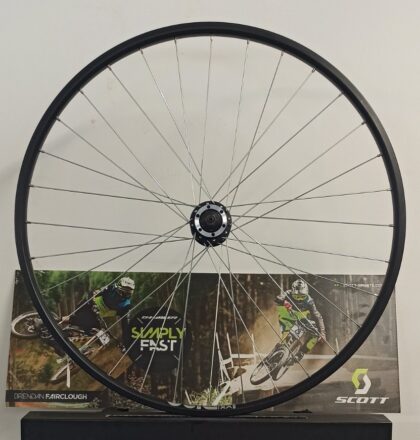Τροχός 28/29" SCHURMANN Δίπατος - ΕΜΠΡΟΣΘΙΟΣ QR , Disc 6 bolts
