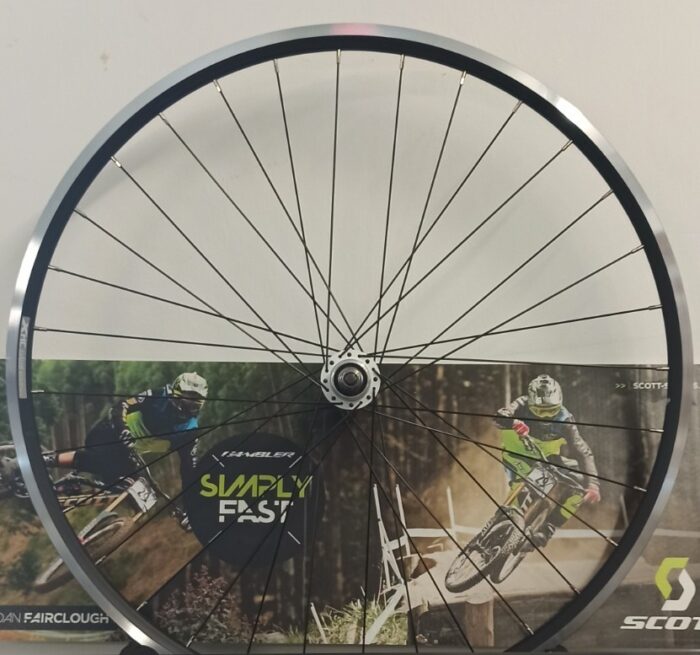 SCOTT / XHC 700C SINGLE SPEED F+R SET SCOTT / XHC 700C SINGLE SPEED F+R SET